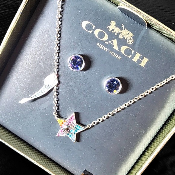 Coach‎ necklace and earring set - Picture 7 of 8